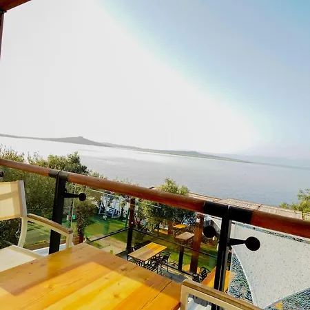 Qcunda Hotel *