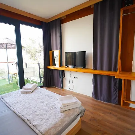 Hotel Qcunda *