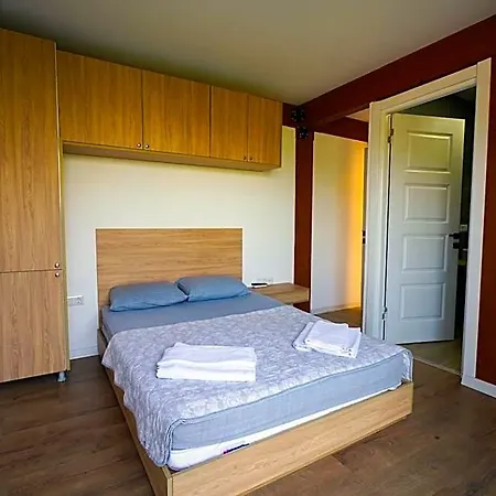 Qcunda Hotel *