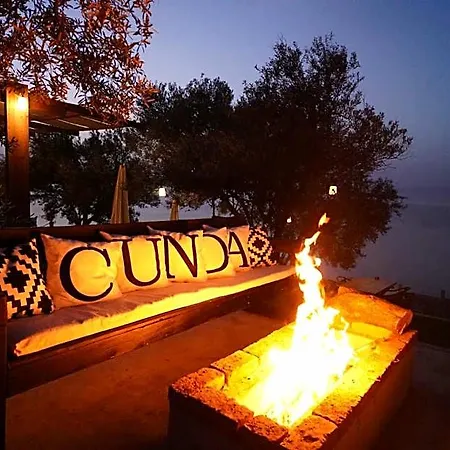 Qcunda Hotel Ayvalı