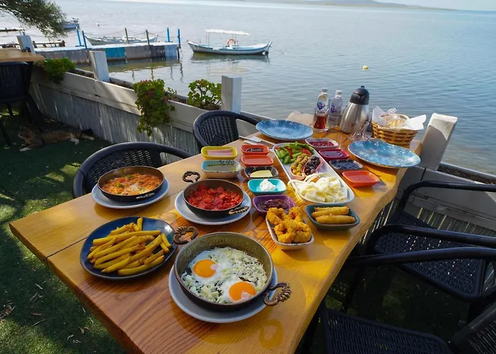 Qcunda Ξενοδοχείο Ayvalı